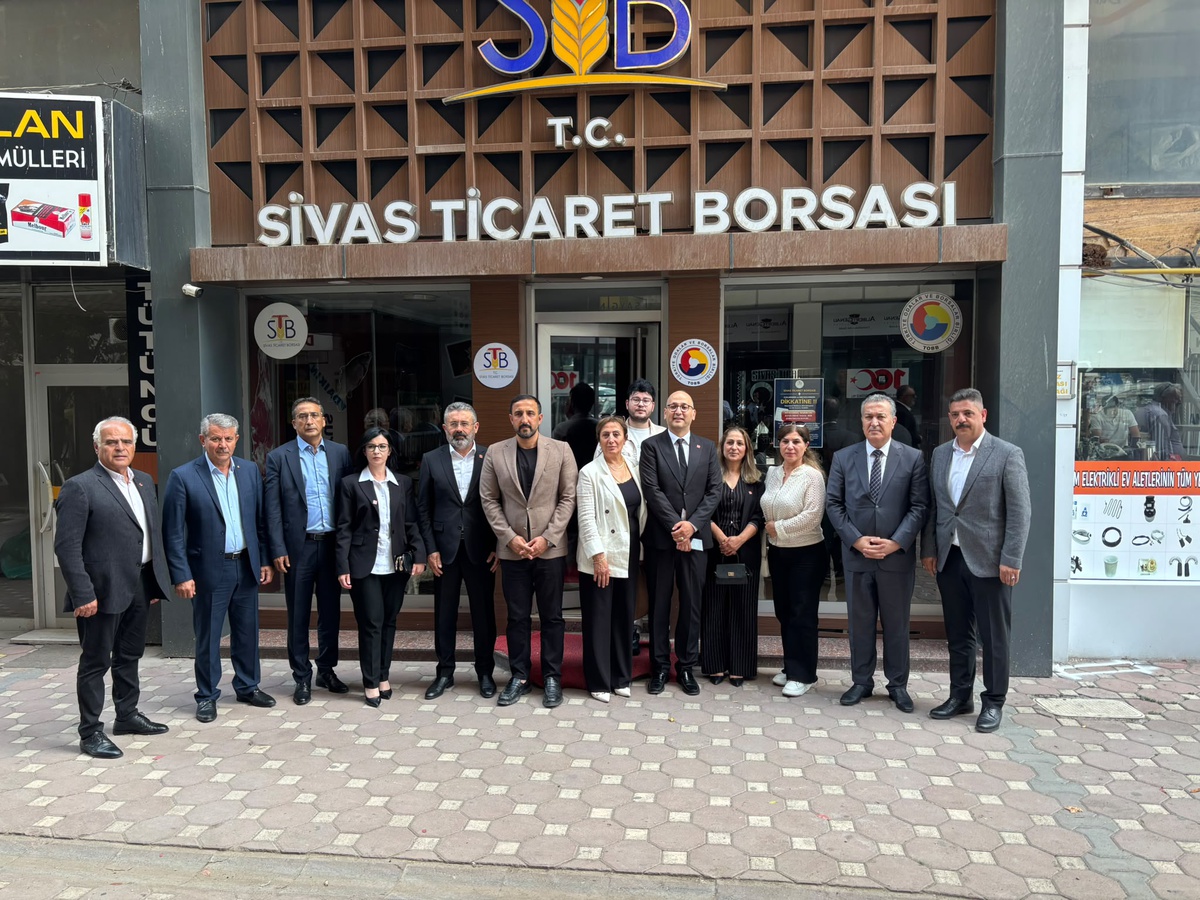 CHP heyeti Sivas\'ta temaslarda bulundu