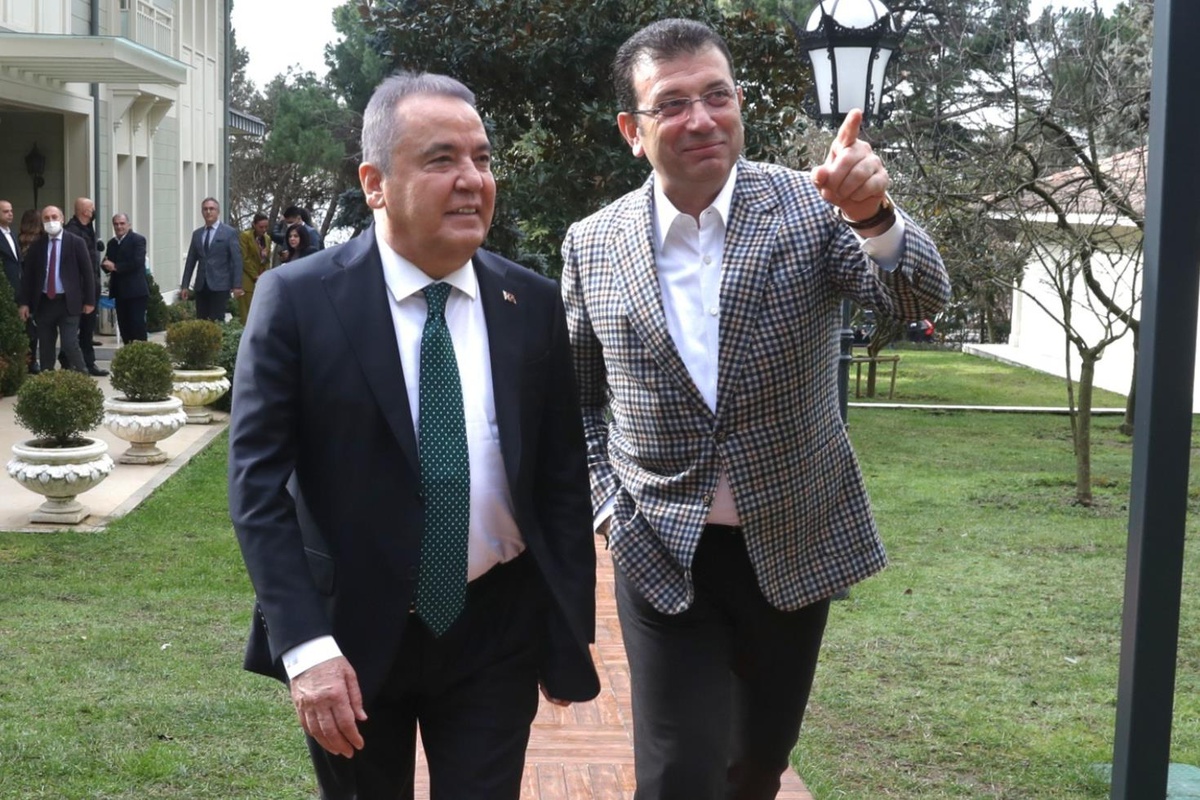 Böcek\'in ifadesi İmamoğlu\'nu yaktı: "Adaylık borsası" baz kayıtlarında