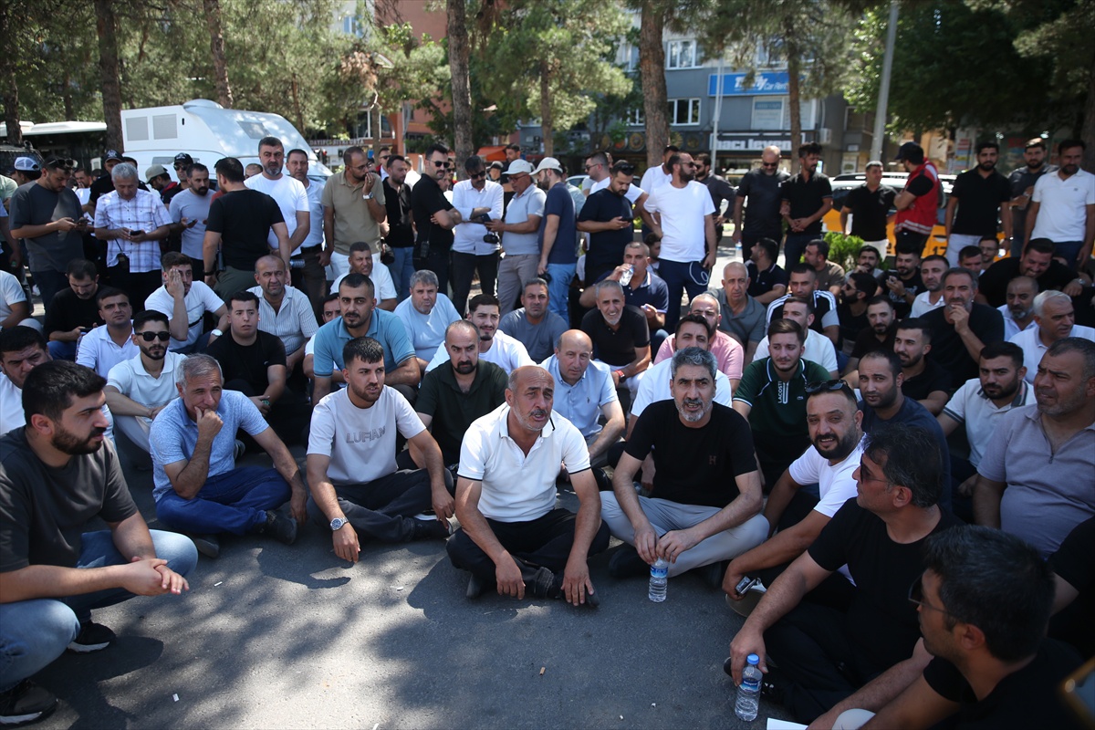 Diyarbakır\'da Servis Şoförlerinden Talepler