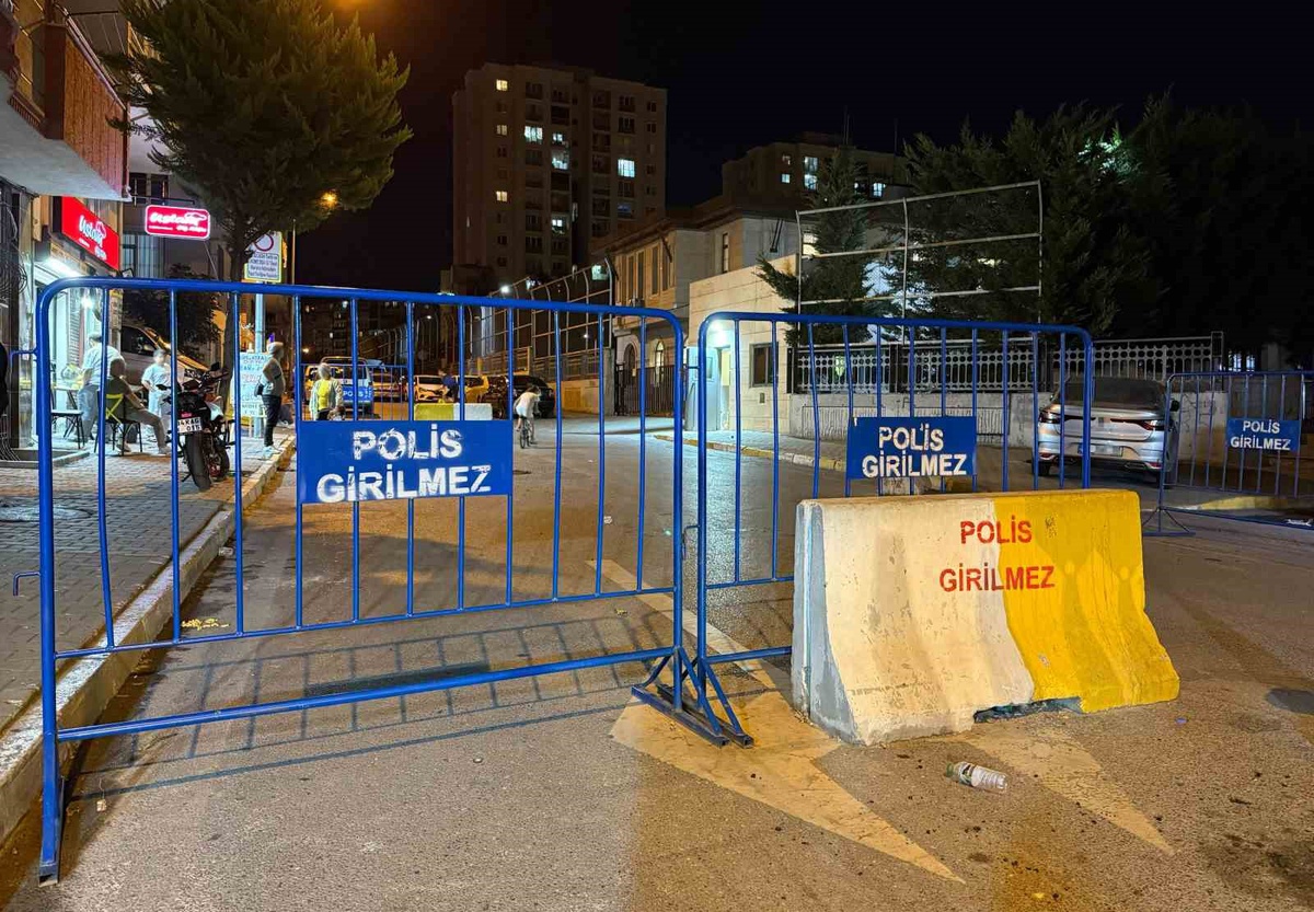 Esenyurt\'ta Intihar Girişimi: Aranan Şahıs Hayatını Kaybetti