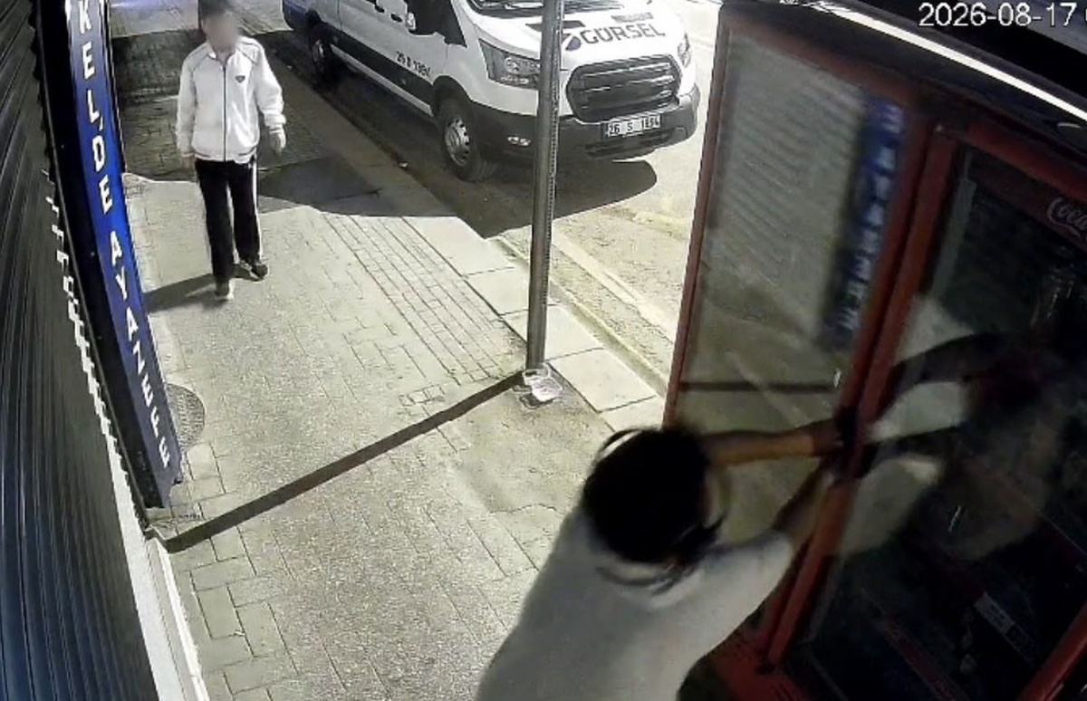Çocukların Marketteki Hırsızlık Girişimi