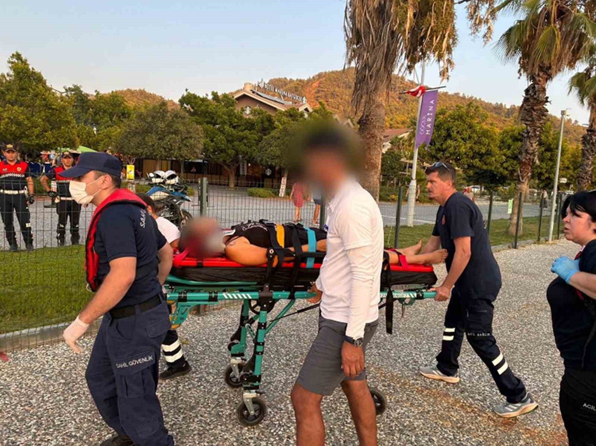 Fethiye Açıklarında Yaralı Vatandaşa Müdahale