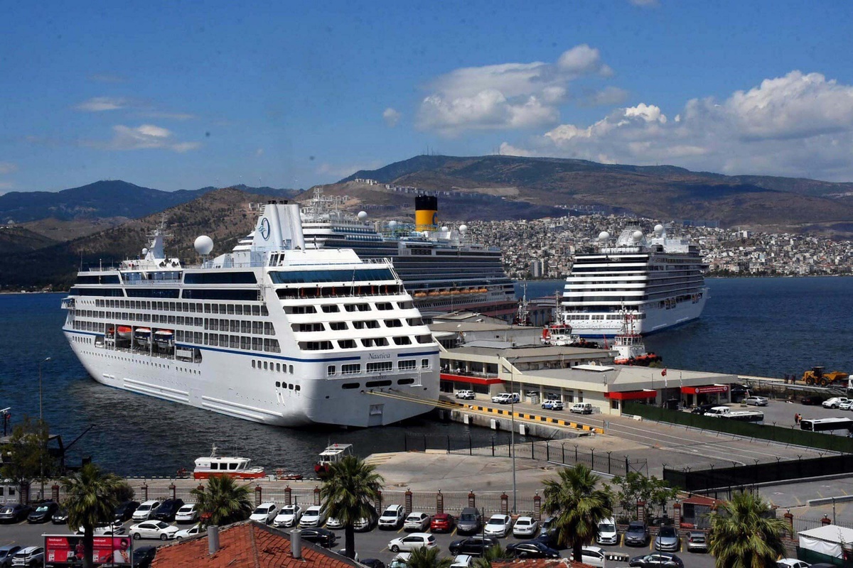 İzmir Yabancı Ziyaretçi Sayısında Artış