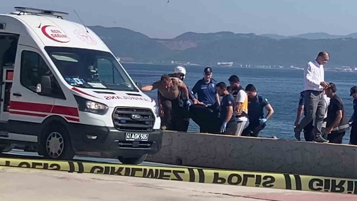 Darıca Sahilinde 3 Cansız Beden Bulundu