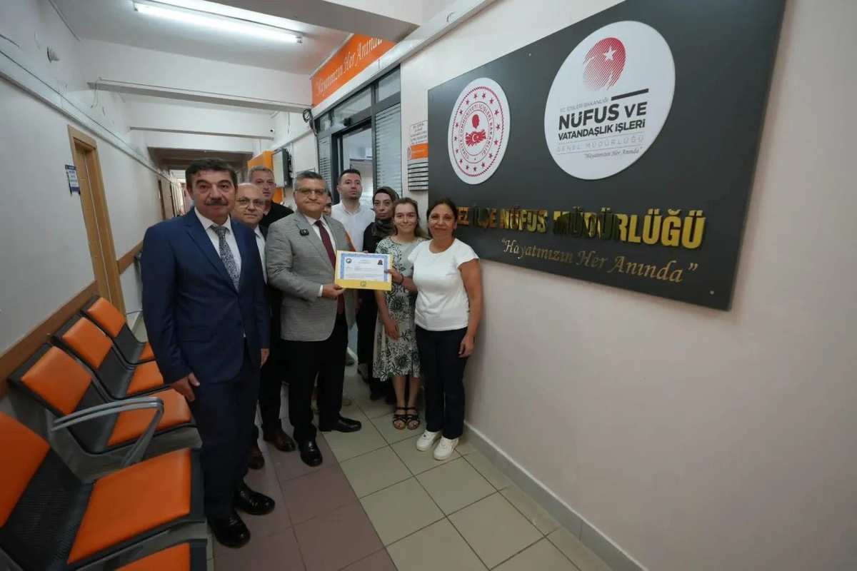 Sinop Nüfus Müdürlüğü\'ne Başarı Belgesi