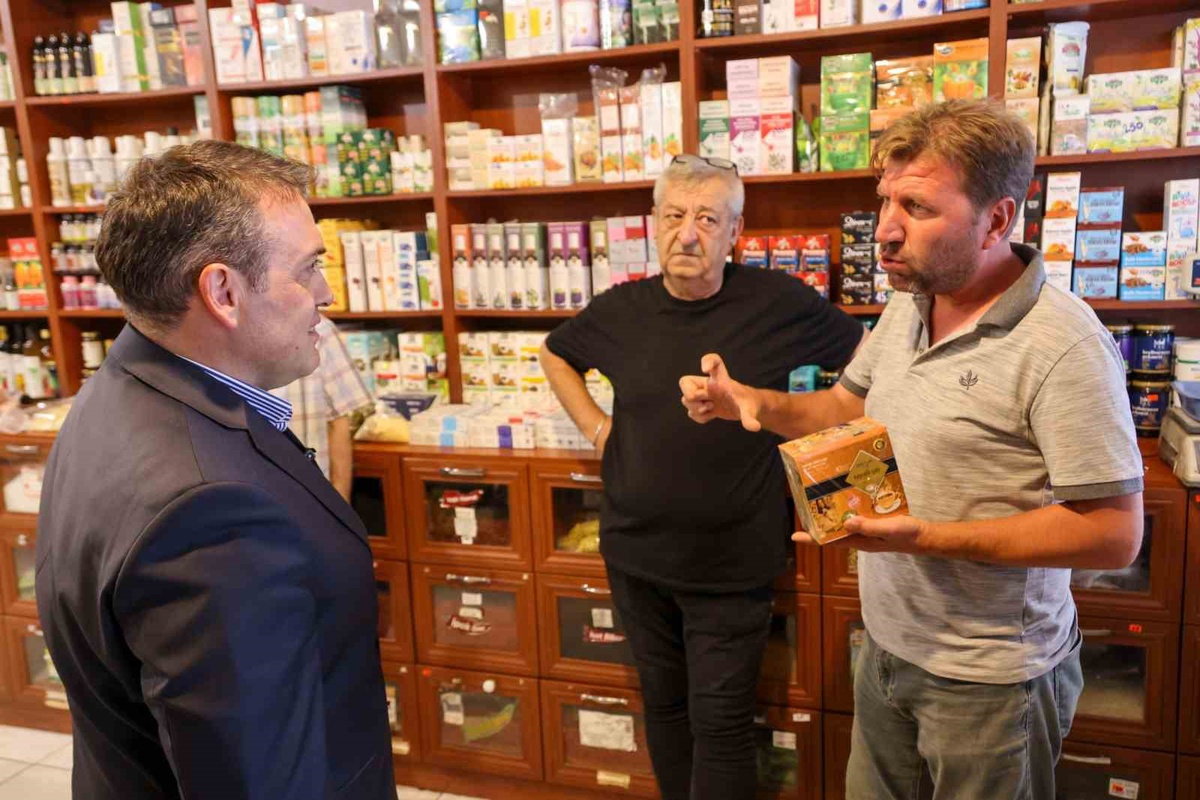 Vali Sözer Esnaf ve Vatandaşlarla Buluştu