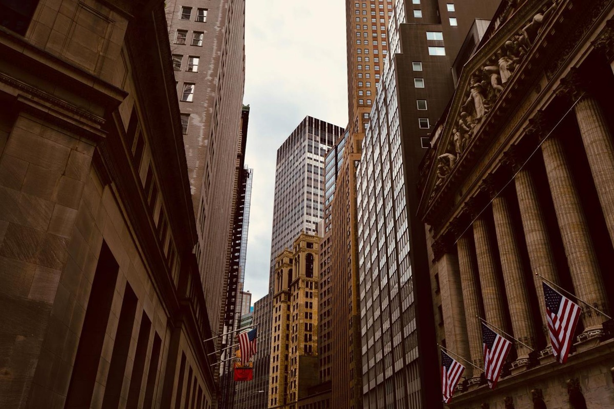 Wall Street 24 saate yaklaşıyor: Nasdaq\'ın yeni hamlesi finans dünyasında dengeleri değiştiriyor