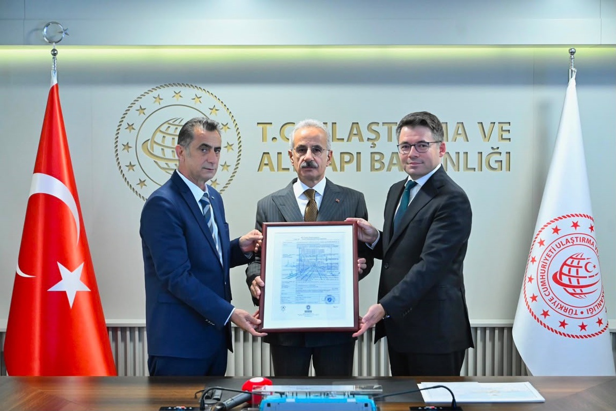E5000 Lokomotifi AB Sertifikasını Aldı