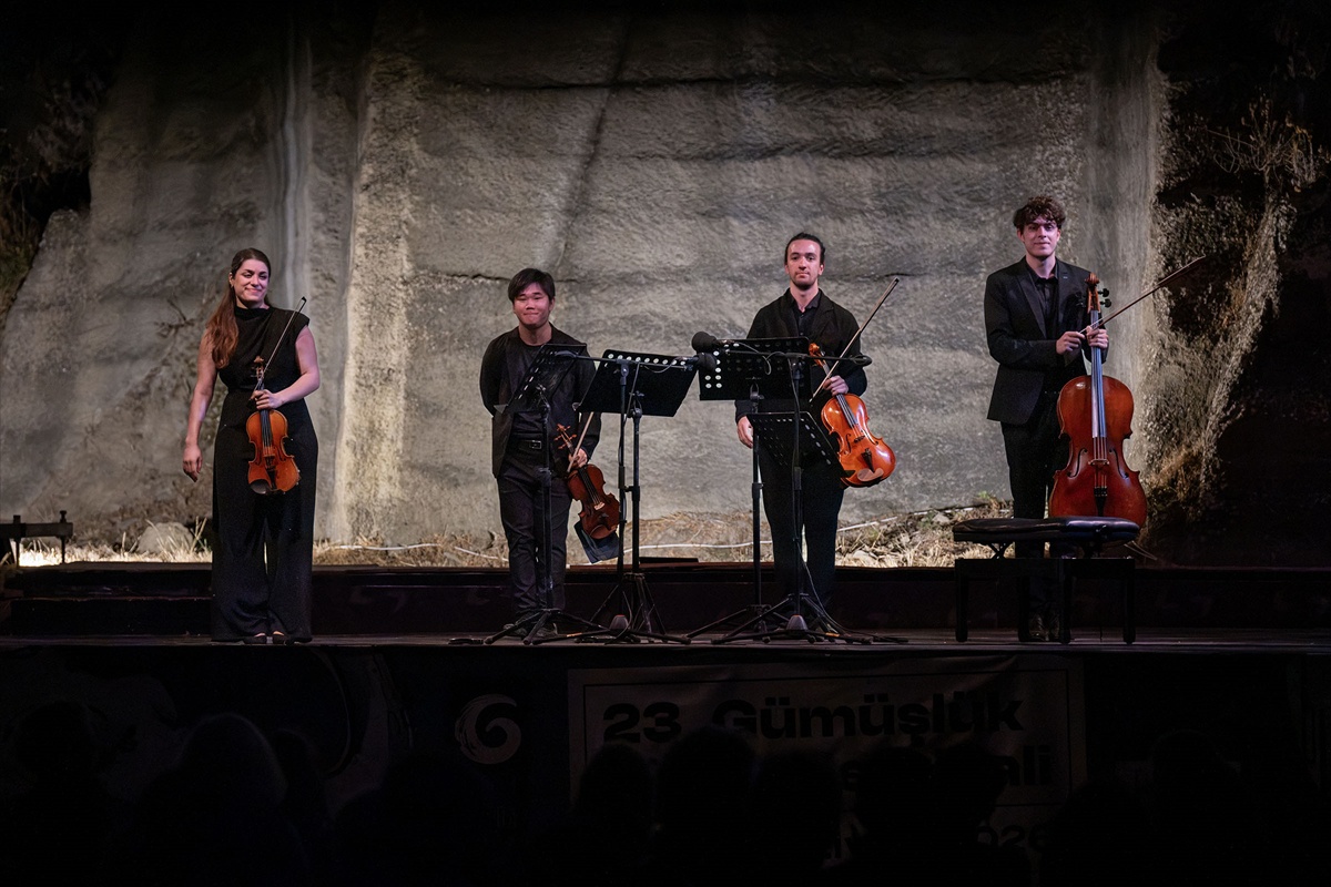 Bodrum\'da Varyon Quartet Sahne Aldı