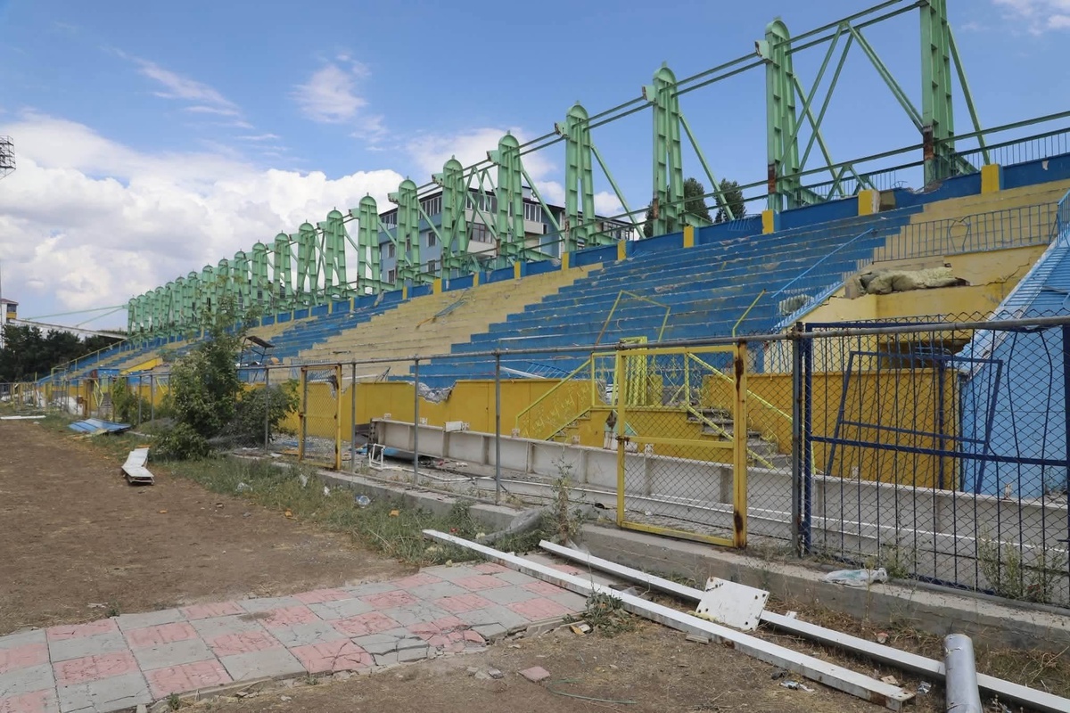 Ağrı Stadyumu Yenileniyor