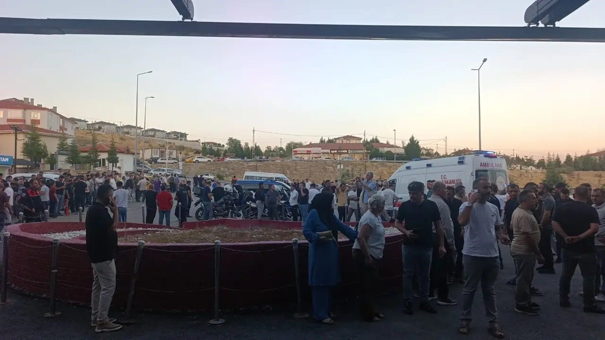 Nallıhan\'da maden göçüğü: 1 ölü, 10 yaralı