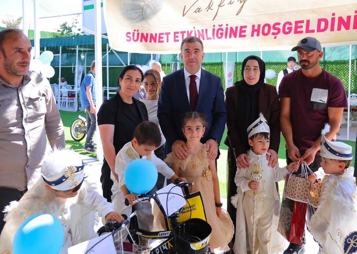 Sünnet Şöleninde Mutlu Anlar