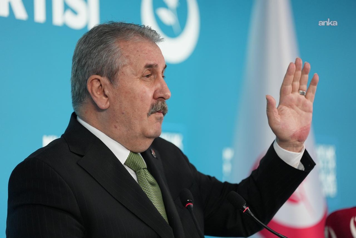 Destici\'den Soykırım Suçuna Tepki