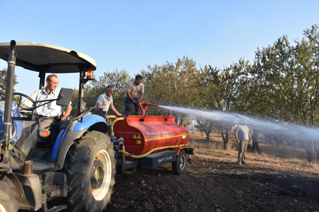 Bilecik'te kuş elektrik teline çarptı, tarım arazisinde yangın çıktı
