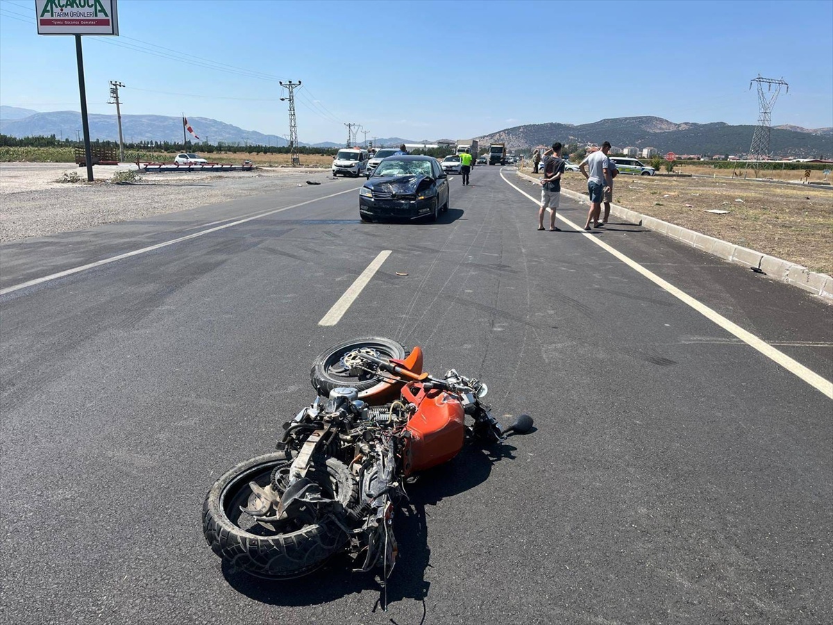 Tefenni'de Motosiklet Kazası: Genç Sürücü Hayatını Kaybetti