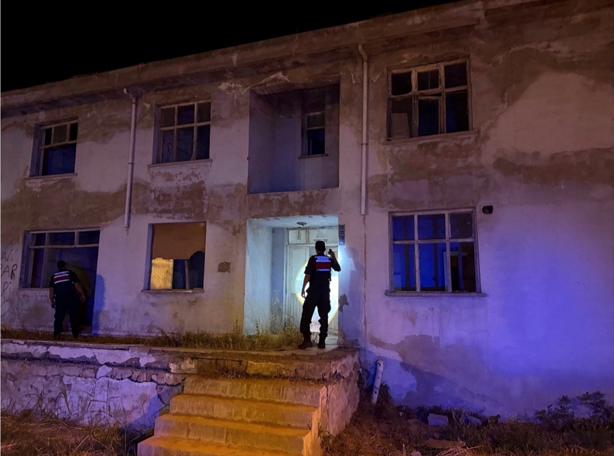 Çanakkale\'de Huzur Uygulamaları: 17 Tutuklama