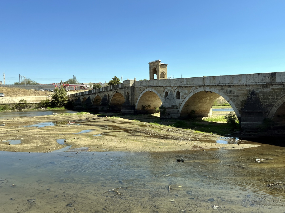Edirne\'de Tunca Nehri\'nin Debisi Düşüyor