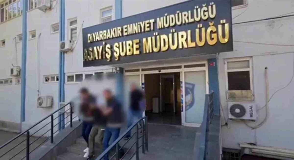 Diyarbakır\'da Silahlı Olay Faili Tutuklandı