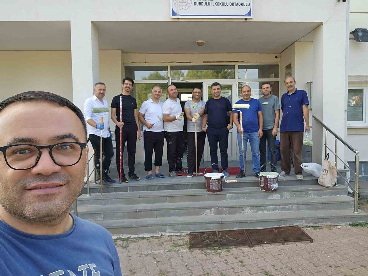Köy Okuluna Dayanışma Desteği