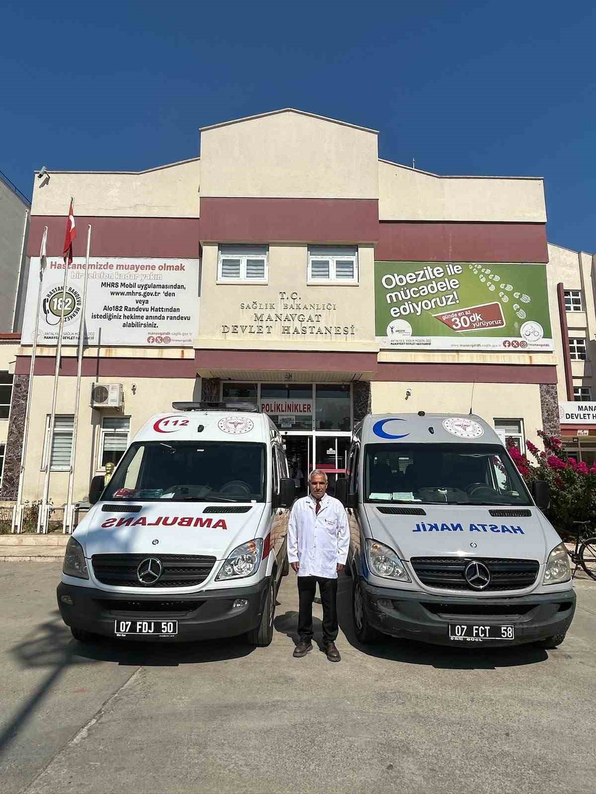 Manavgat\'a 2 Yeni Ambulans