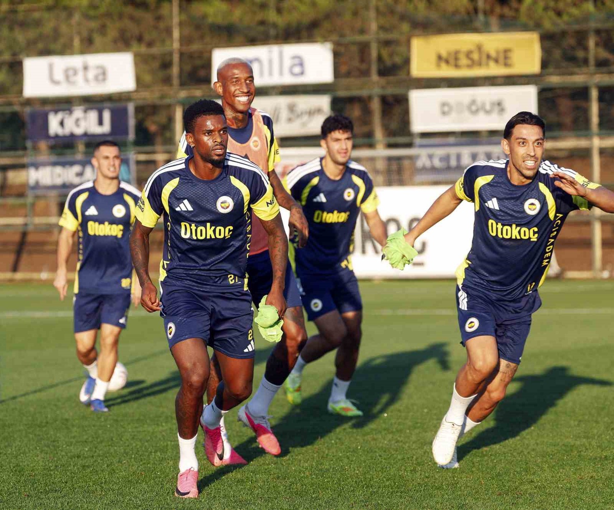 Fenerbahçe Konyaspor Maçına Hazır