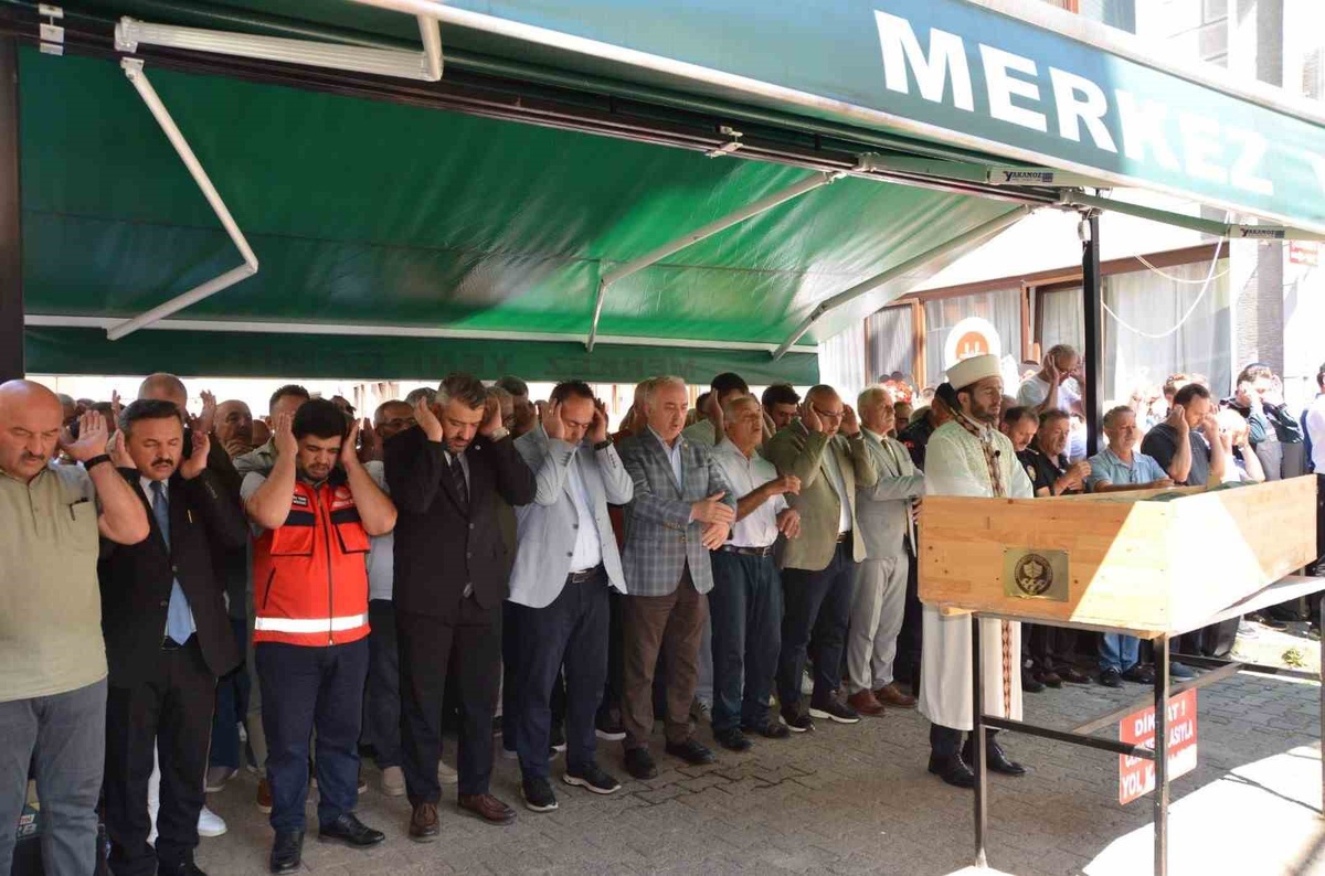 Mehmet Akkaya Son Yolculuğuna Uğurlandı