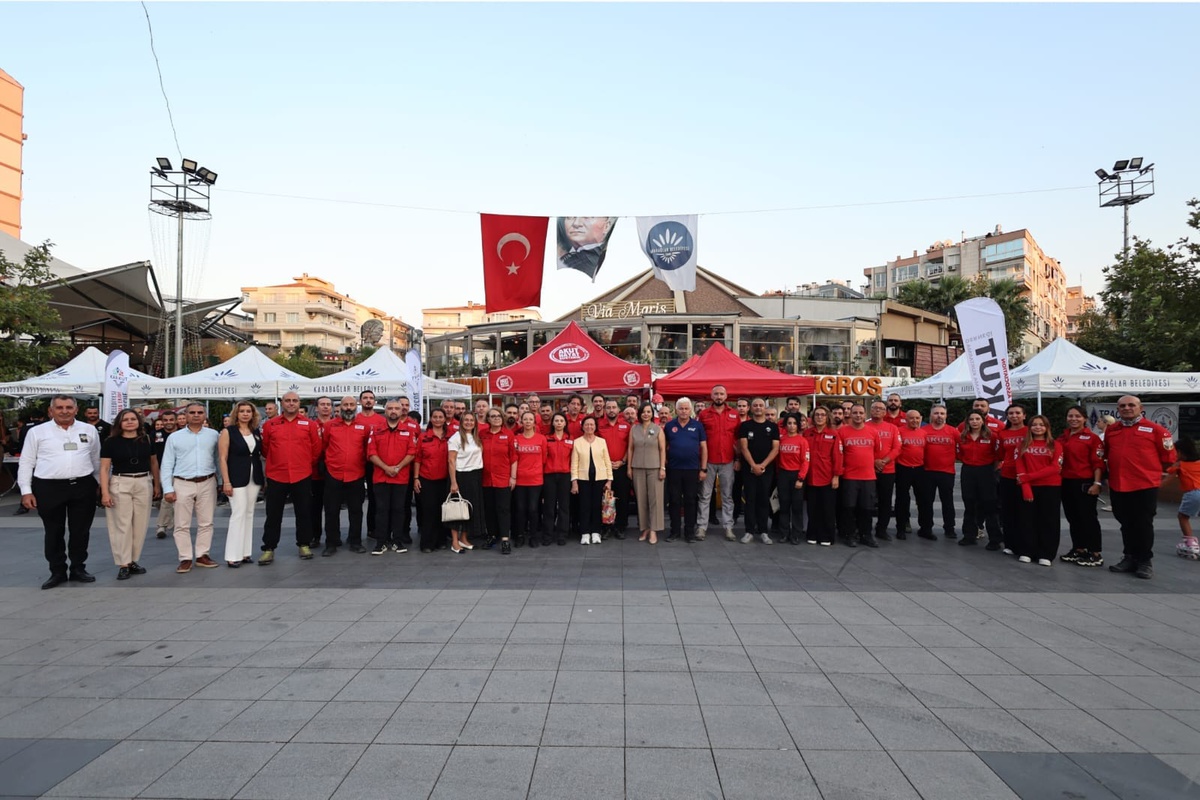 Karabağlar\'da Deprem Anması: Afet Hazırlığı Zorunluluk