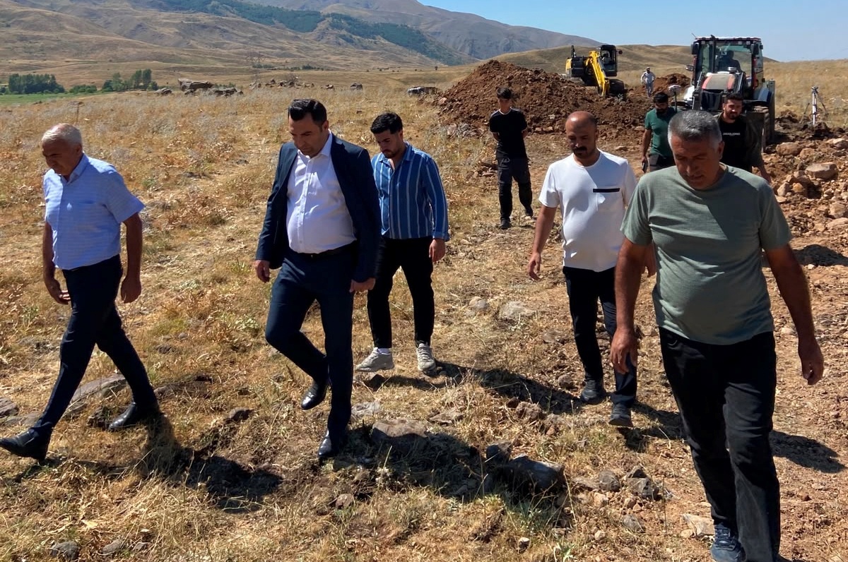 Karlıova Kaymakamı Altyapı Çalışmalarını İnceledi