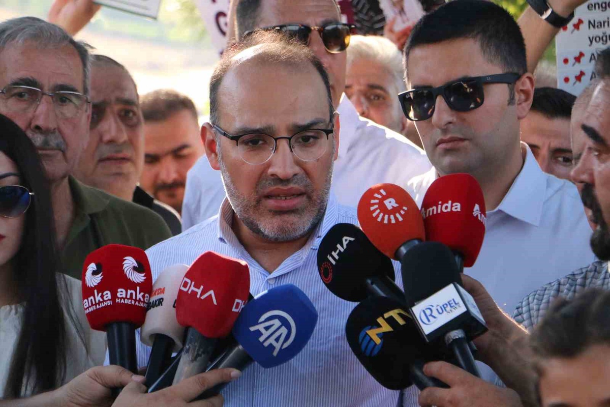 Narin Güran mezarı başında anıldı