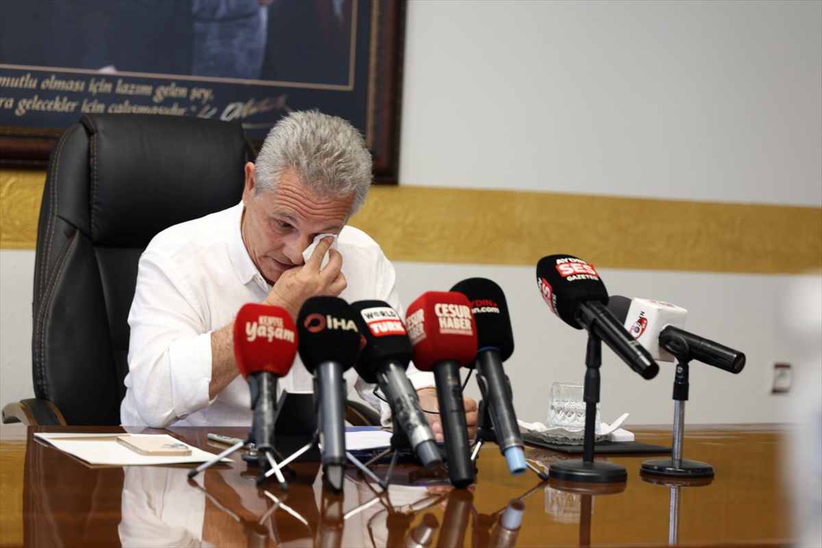 Nazilli Belediye Başkanı Tetik İstifa Etti