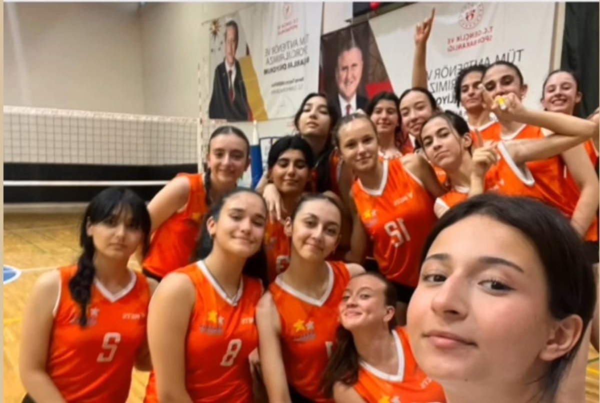 Malatya, Türkiye Voleybol Finalleri'nde Son 8'e Girdi