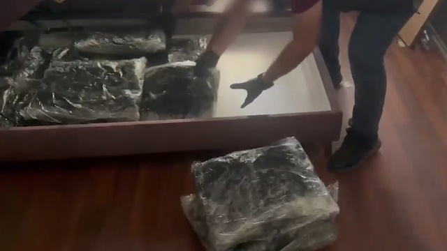 Taksi bu kez yolcu taşımadı! Gerçek durdurulunca ortaya çıktı
