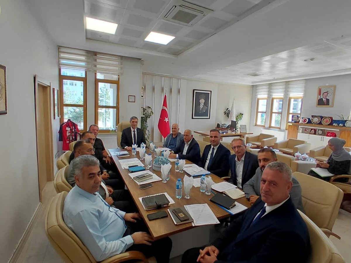 Bayburt\'ta Eğitim Toplantısı Yapıldı