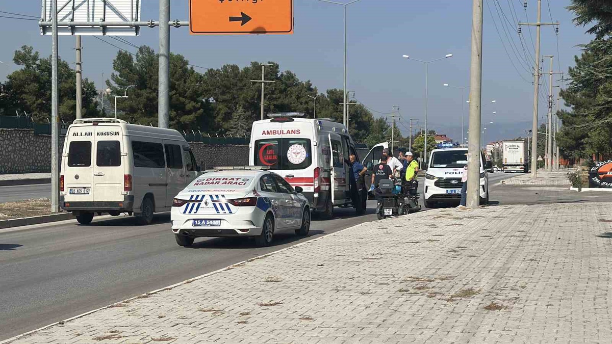 Burdur\'da Üç Tekerlekli Motosiklet Kazası