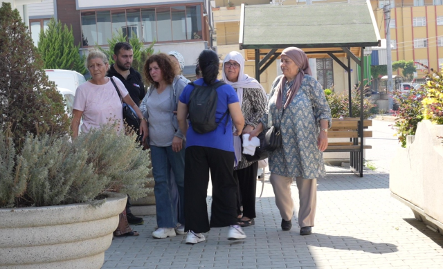 Denizde ölü bulunan 3 kardeşe acı veda! Doğum gününde son yolculuğuna uğurlandı