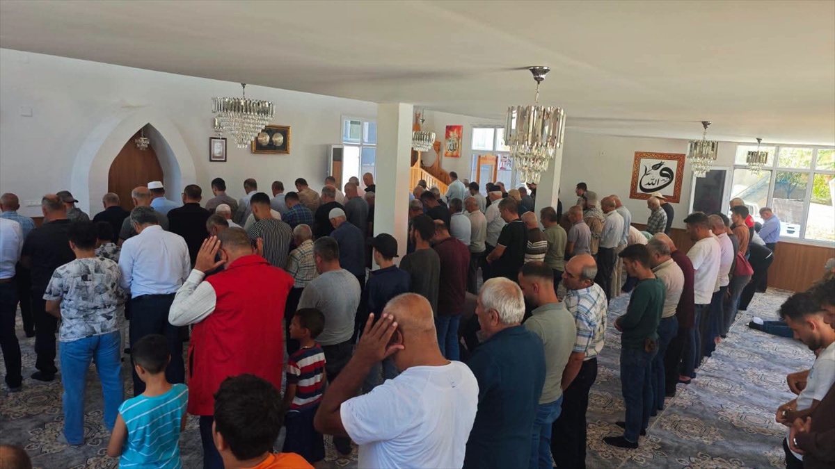 Hasanlök Mahallesi\'nde Yeni Cami Açıldı