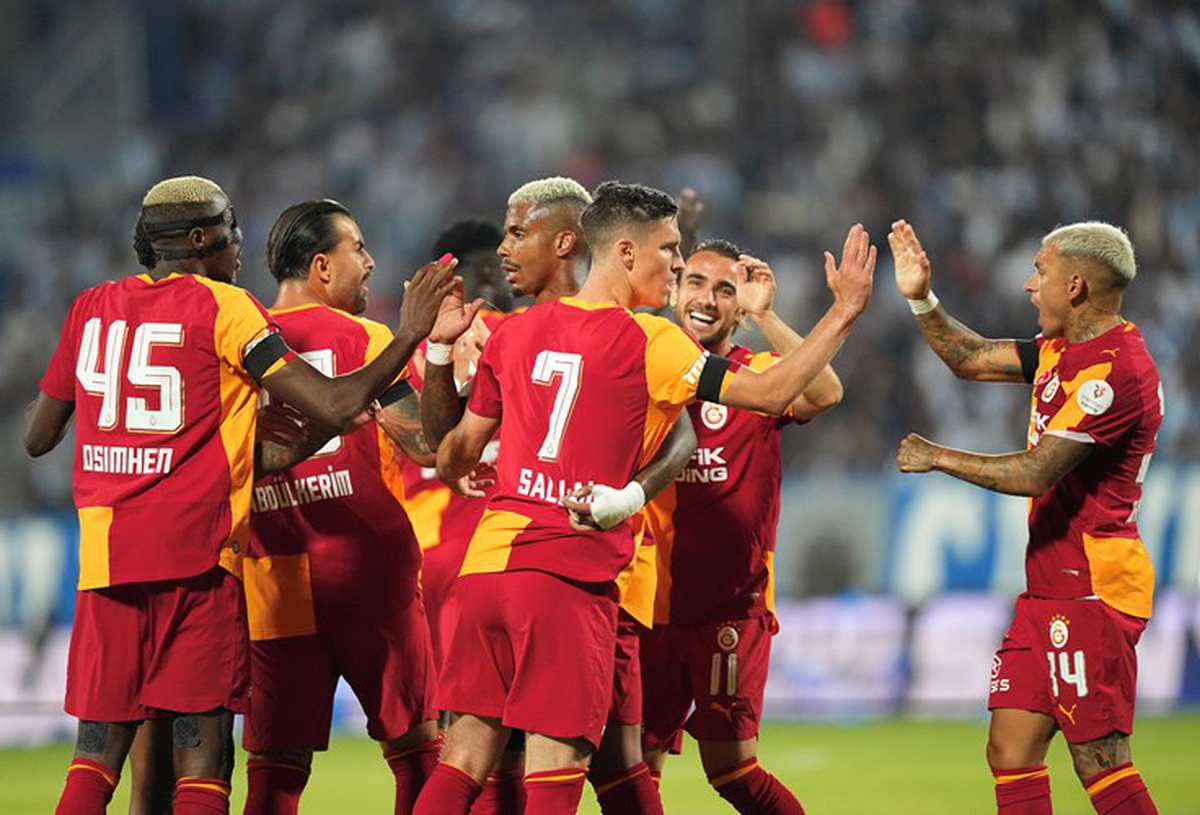 Galatasaray, Erzurumspor\'u 4-0 Yendi