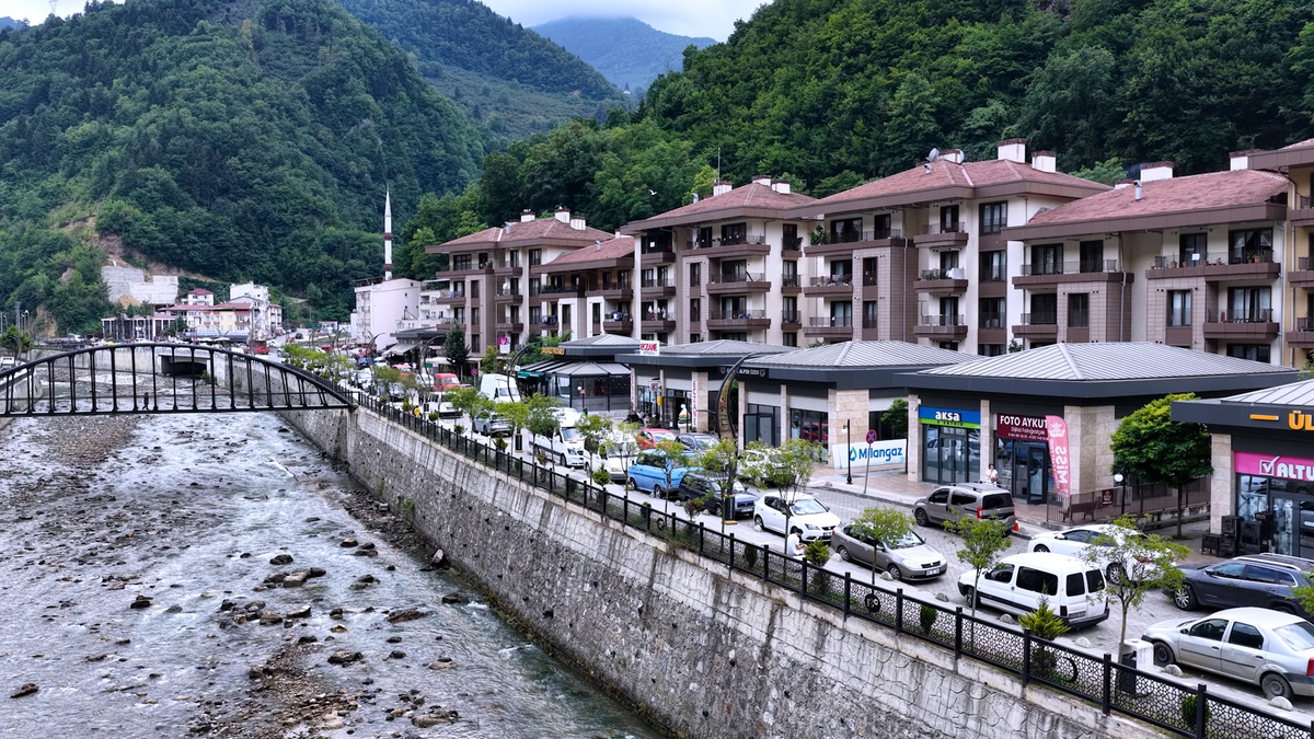 Bakan Kurum: Dereli Yıldız Gibi Parlıyor