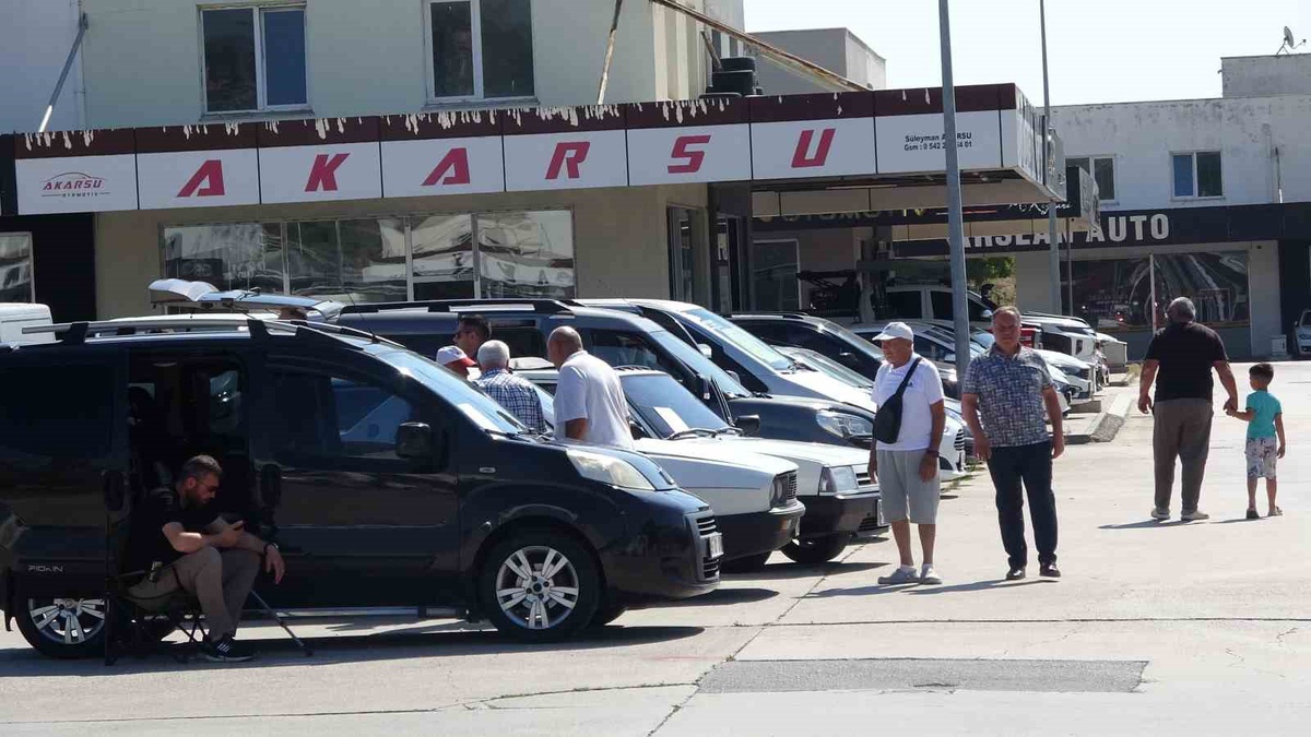 Samsun İkinci El Oto Pazarında Durgunluk