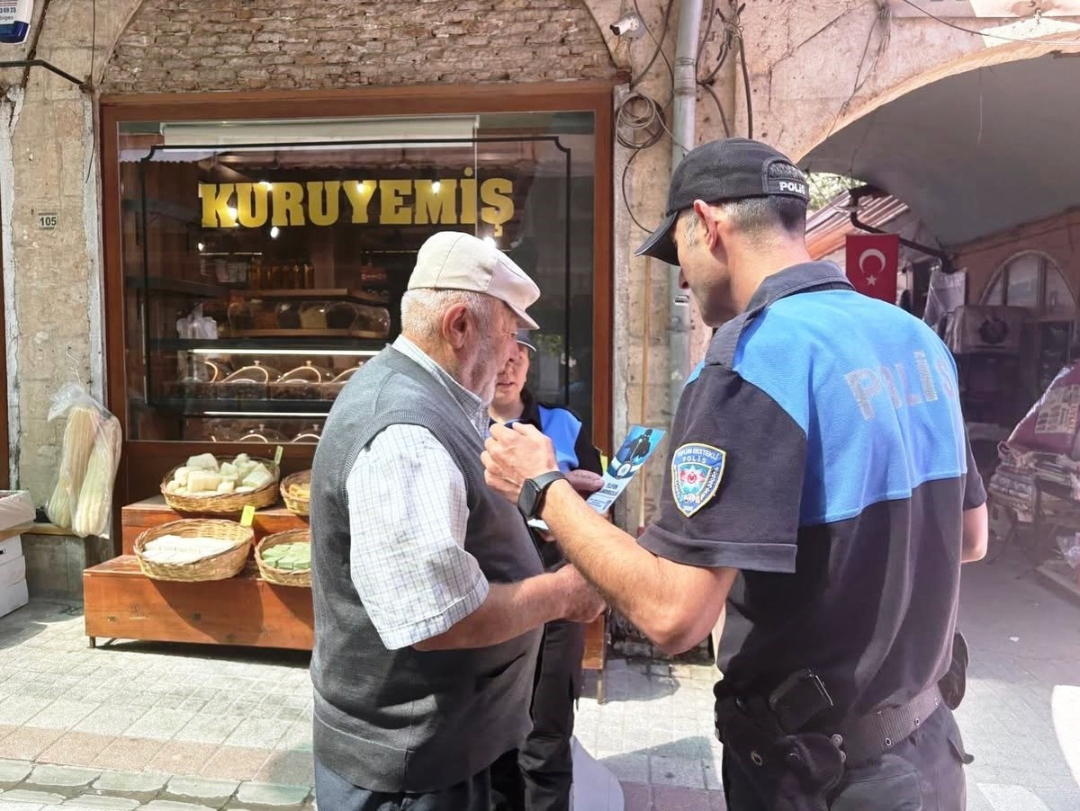Polis Hırsızlık ve Dolandırıcılığa Karşı Vatandaşı Bilgilendiriyor