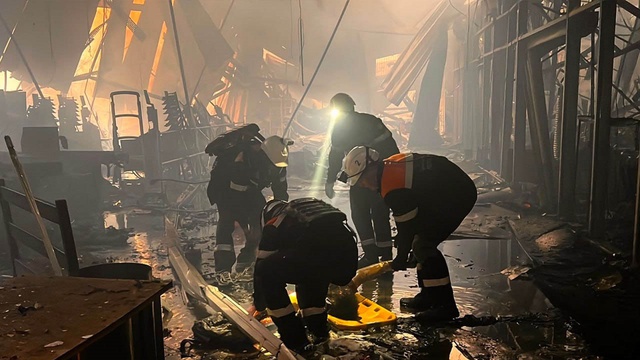 Rus ordusundan Zelenski'nin memleketinde AVM saldırısı: 16 ölü