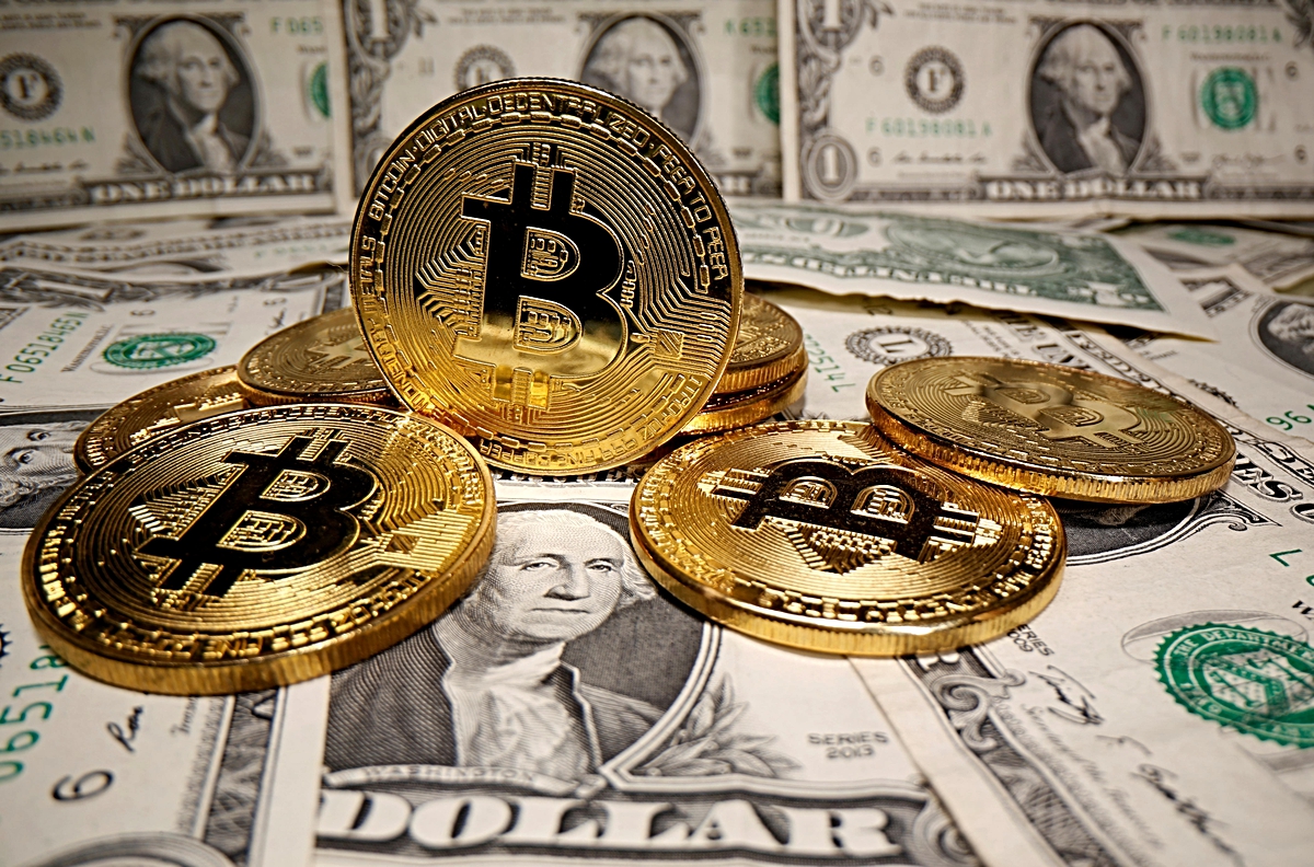 Satacağını söylemişti şimdi Bitcoin almayı öneriyor