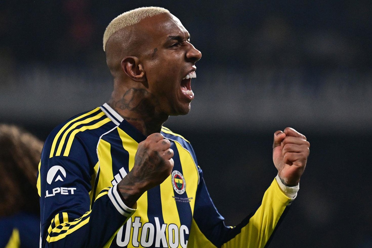 Talisca\'dan \'\'Transfer olacak\'\' şeklindeki haberlere iki kelimelik yanıt! Dakikalar sonra yorumunu sildi