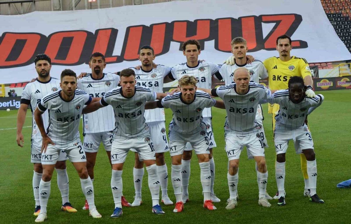 Çorum FK - Kasımpaşa Maçı: 15. Dakikada Kasımpaşa Önde