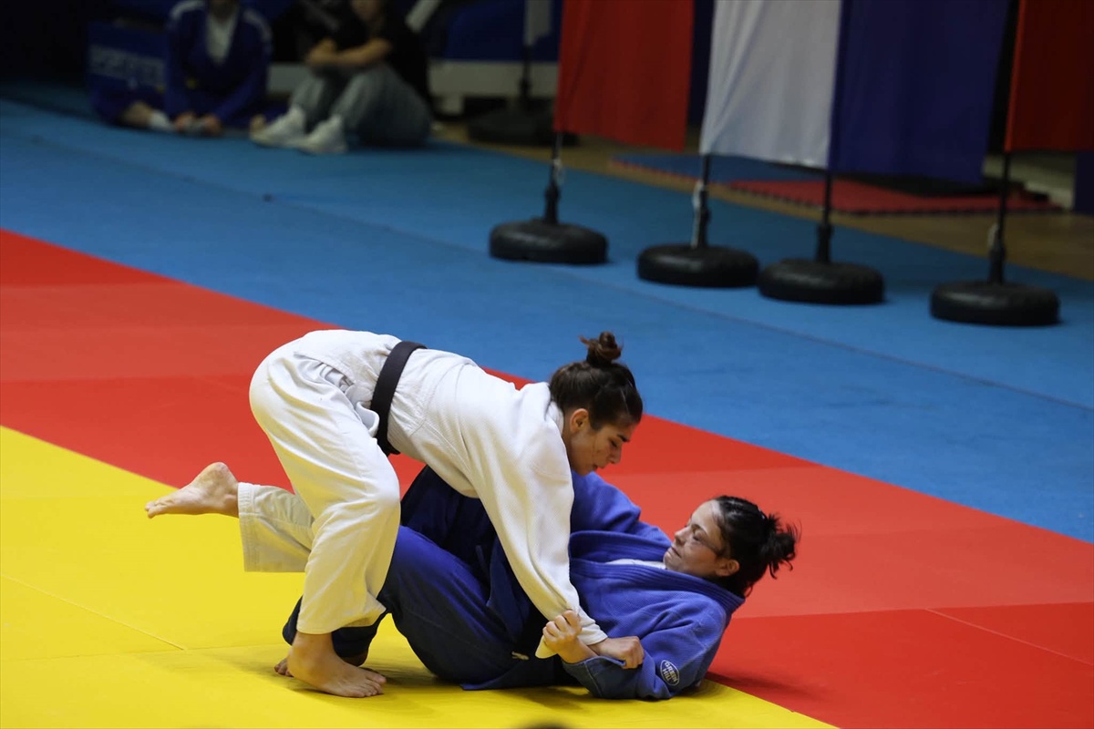 1. Uluslararası Ordu Oksijen Judo Turnuvası Tamamlandı