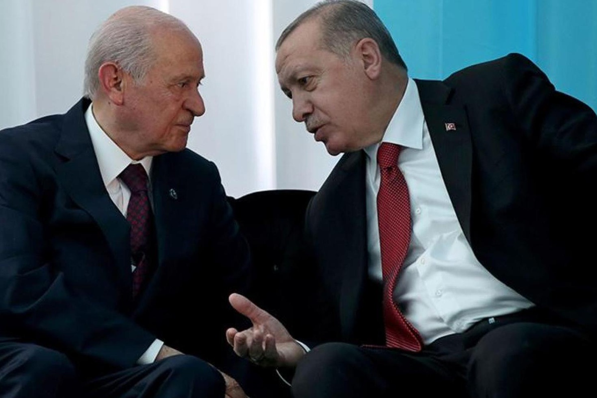Bahçeli\'nin seçim sistemi çağrısının ardından AK Parti harekete geçti