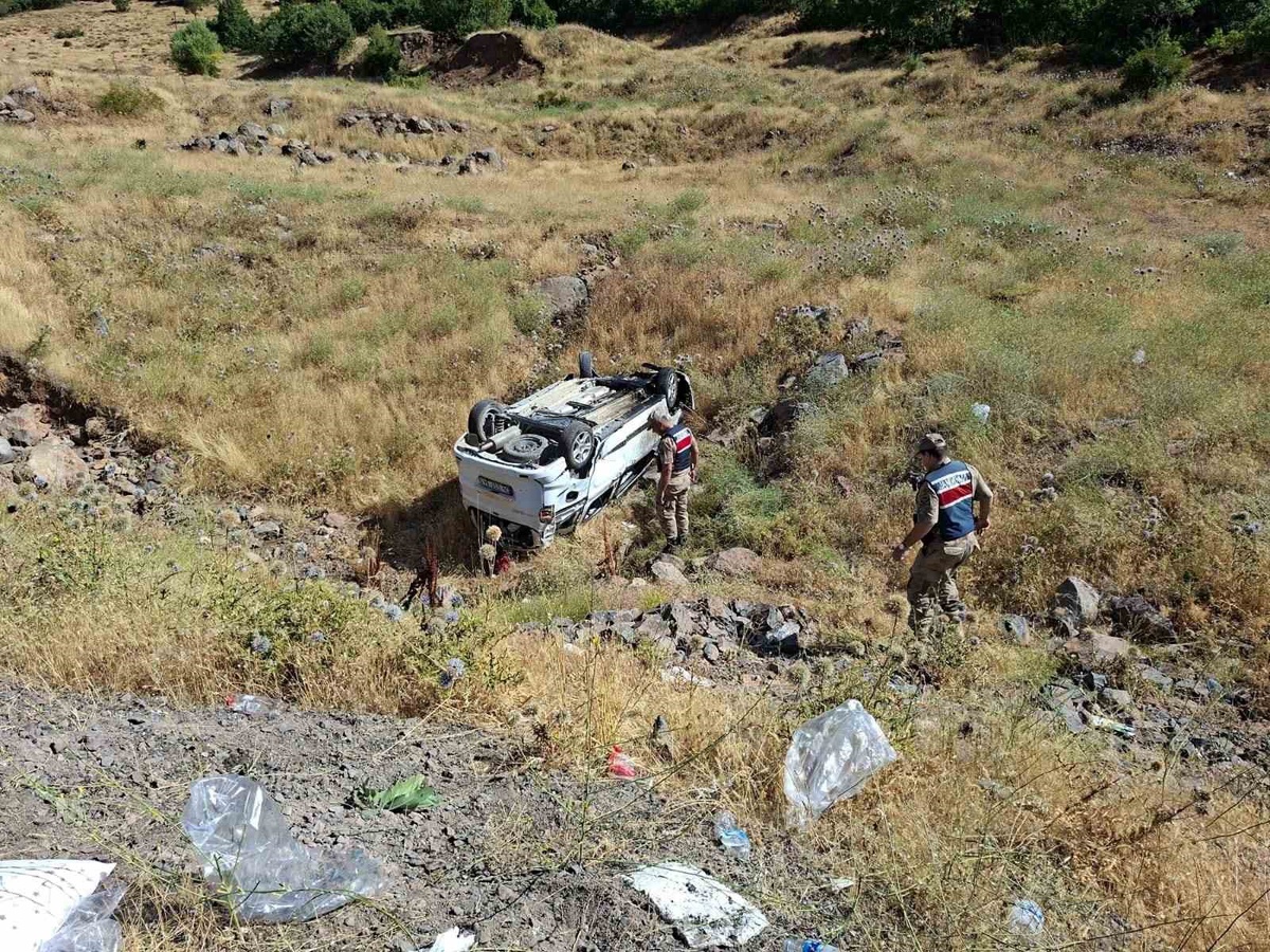 Bingöl\'de Trafik Kazası: 6 Yaralı