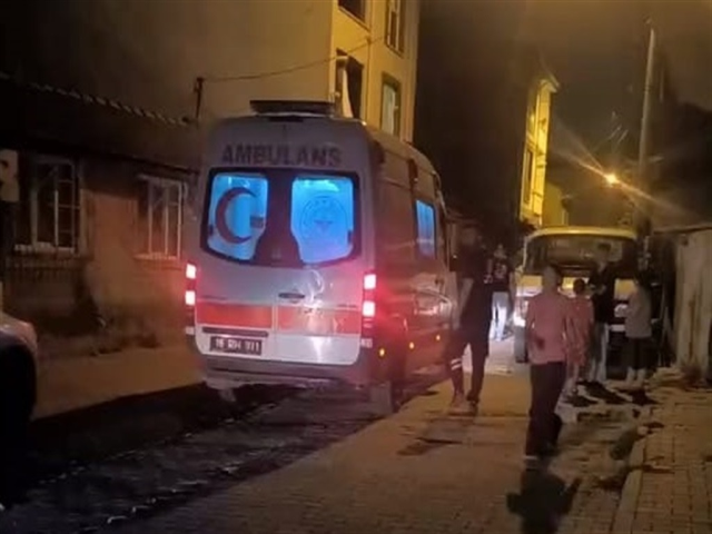 Bursa'da aile kavgası kanlı bitti: Baba ve 4 yaşındaki oğlu tüfekle vuruldu