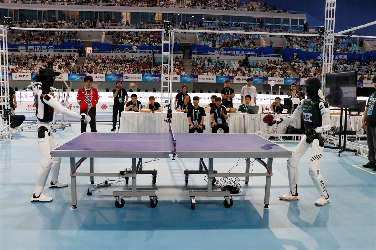Dünya İnsansı Robot Oyunları Pekin'de Başladı