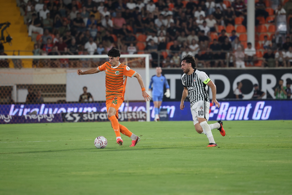 Alanyaspor, Beşiktaş'ı 1-0 Yendi